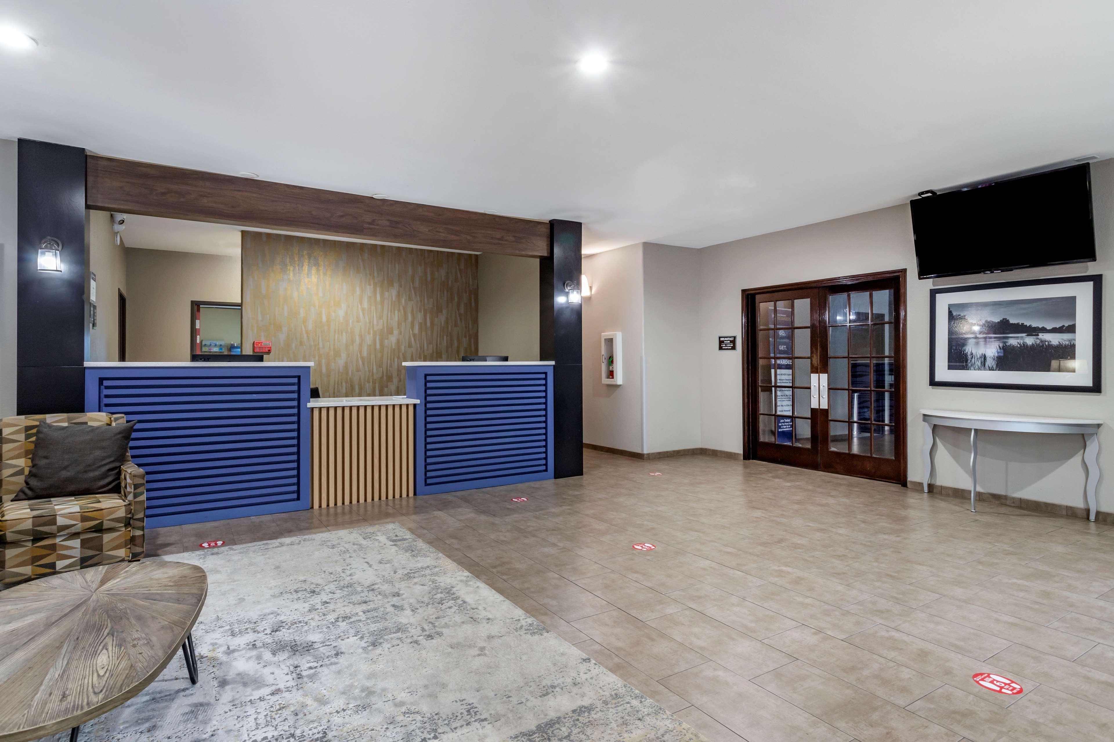 Best Western Oakdale Inn Екстер'єр фото